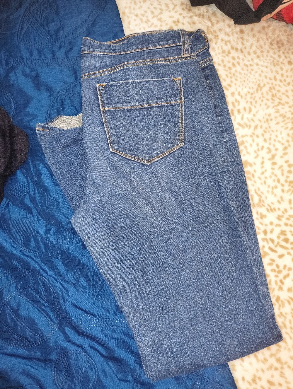 Old Navy Straight Leg Jeans in Blue Denim